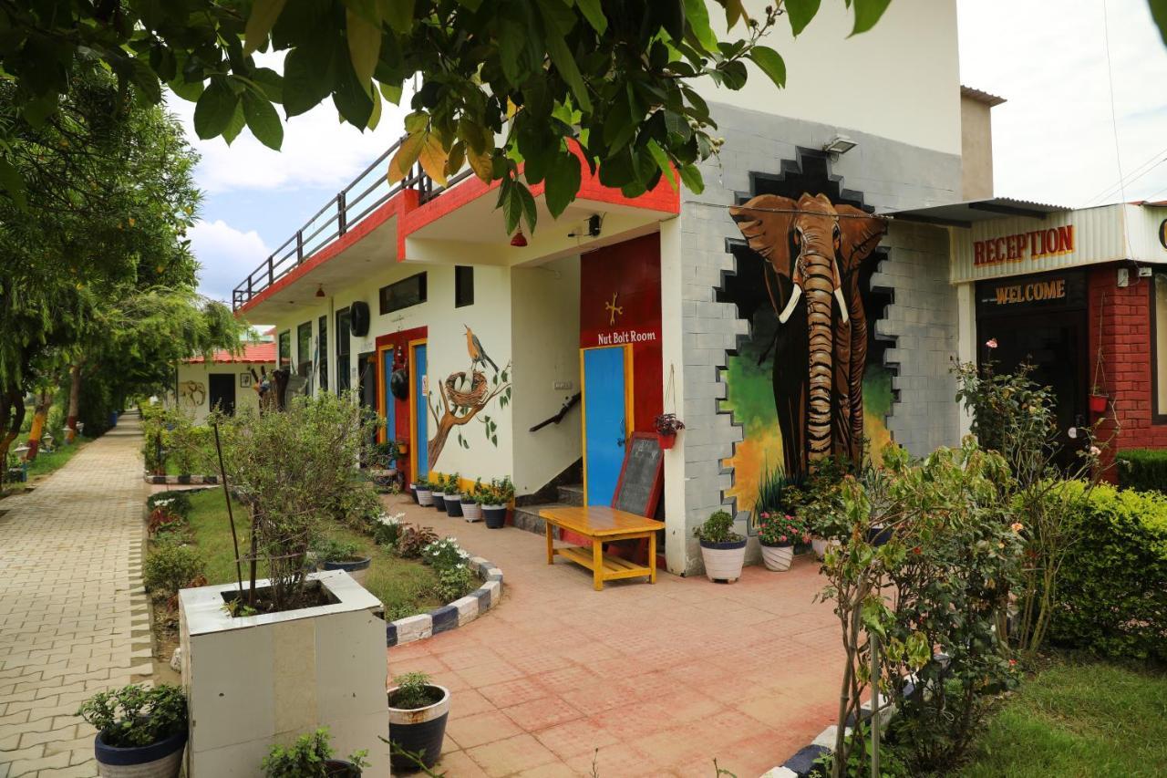 Corbett Treat Resort Rāmnagar Exteriör bild