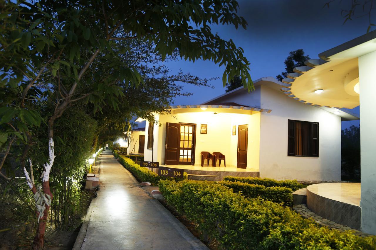 Corbett Treat Resort Rāmnagar Exteriör bild